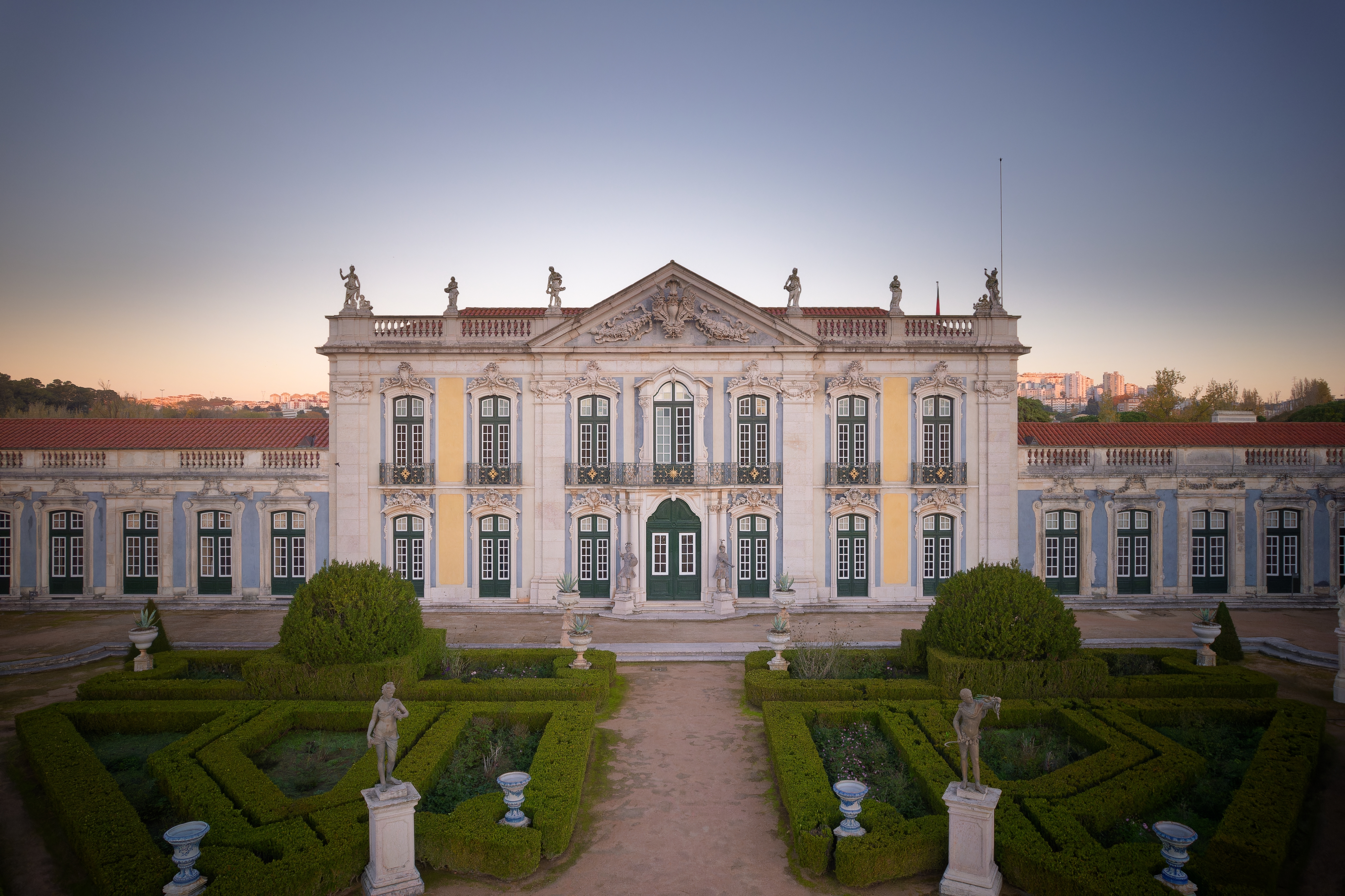 Na Real Quinta de Queluz com Cláudia Thomé Witte: a morte e a construção da memória de D. Pedro IV